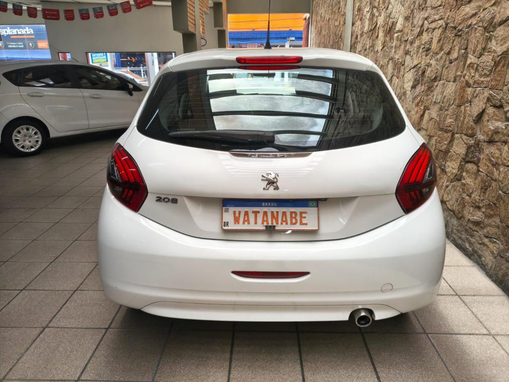 PEUGEOT 208 - Foto
