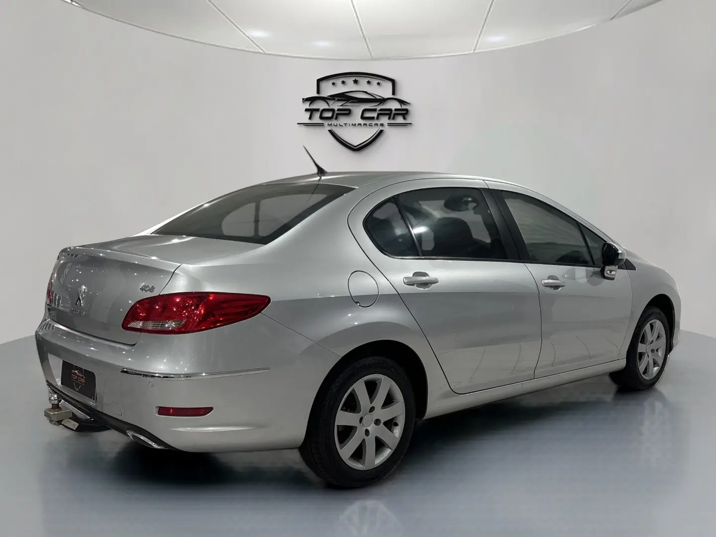 PEUGEOT 408 Sedan - Foto