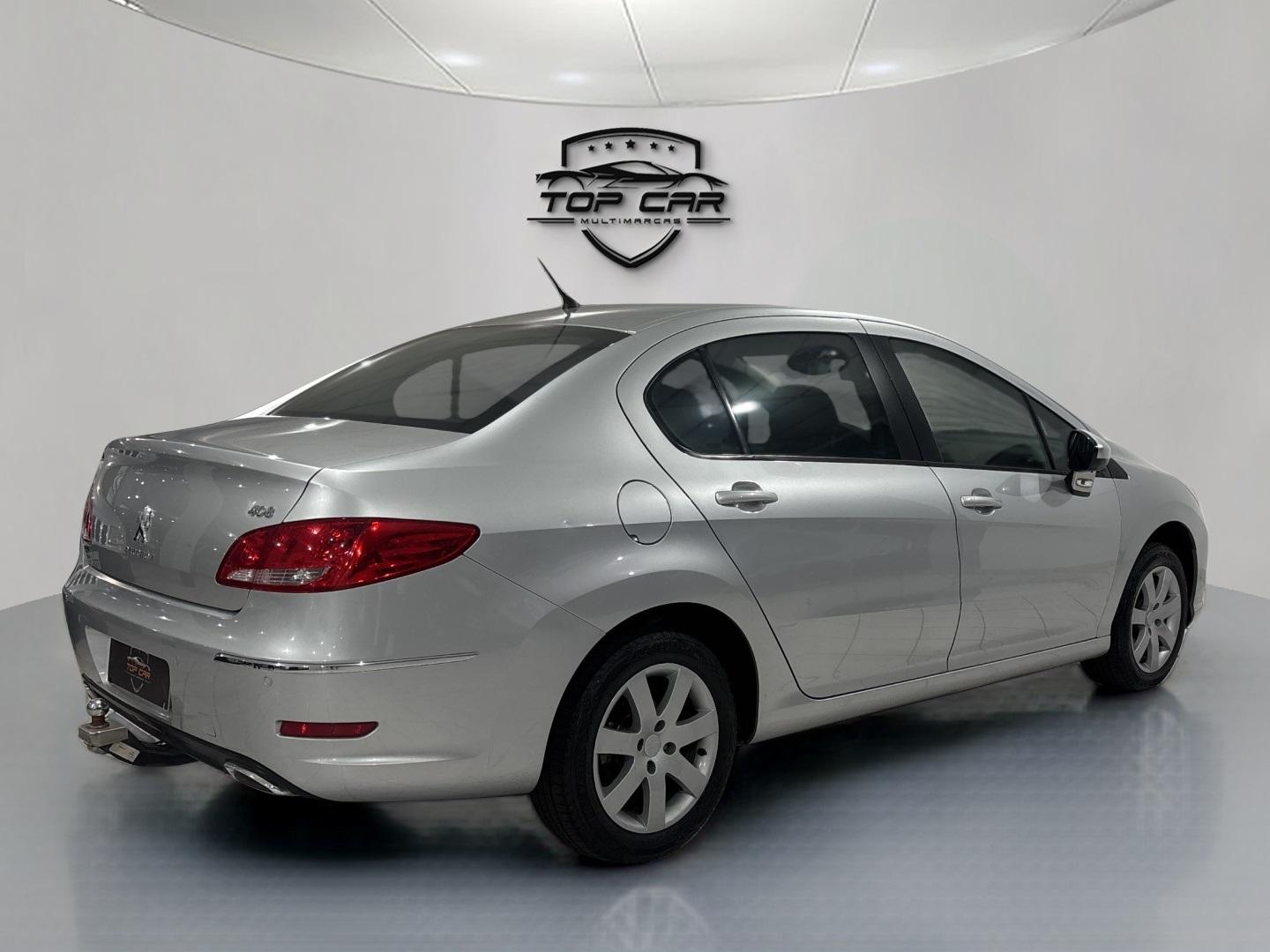 PEUGEOT 408 Sedan - Foto