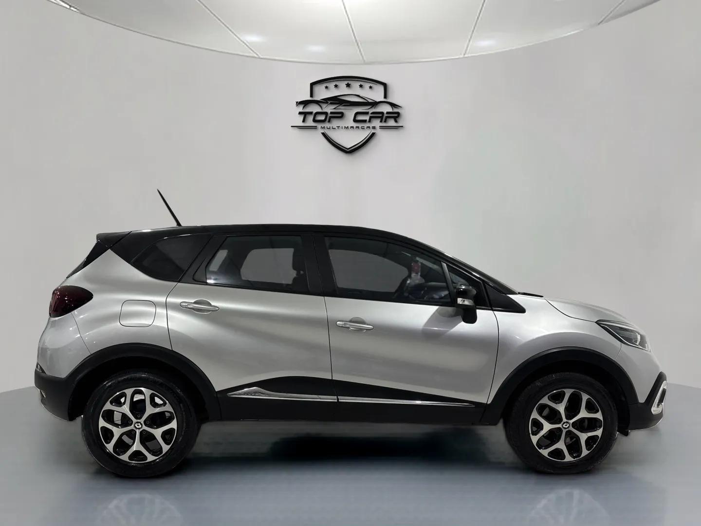 RENAULT Captur - Miniatura