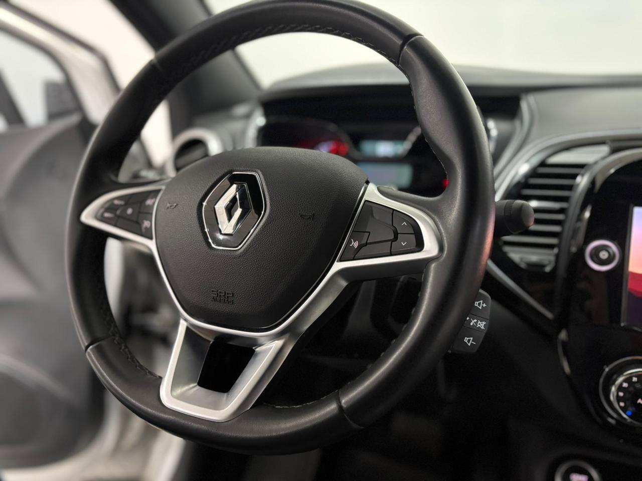 RENAULT Captur - Foto