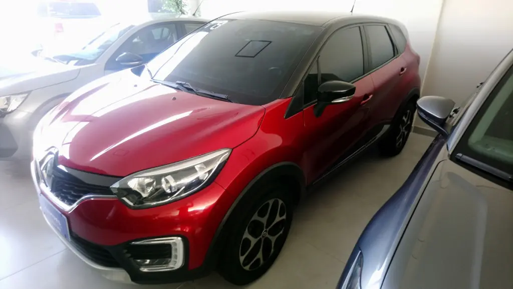 RENAULT Captur - Foto