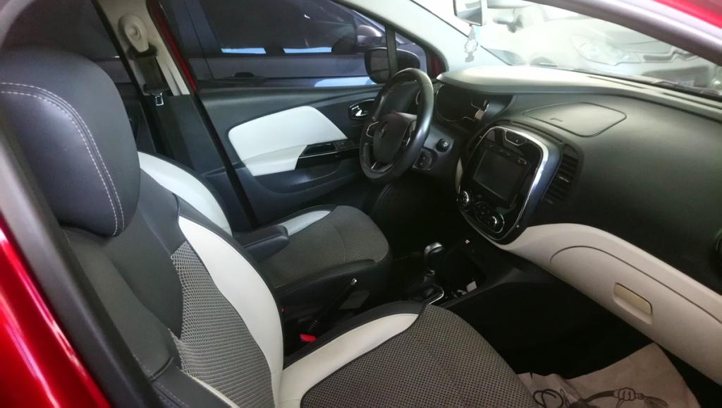 RENAULT Captur - Foto