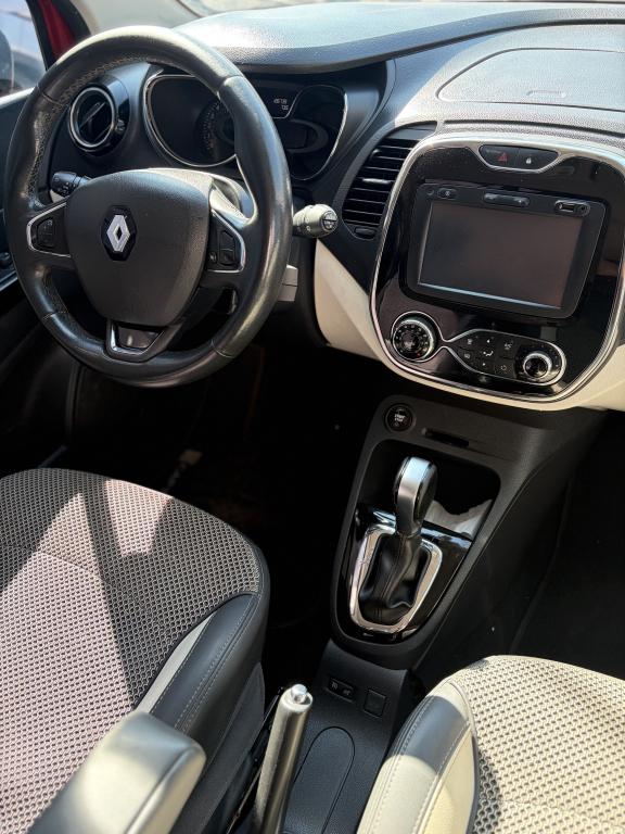 RENAULT Captur - Foto