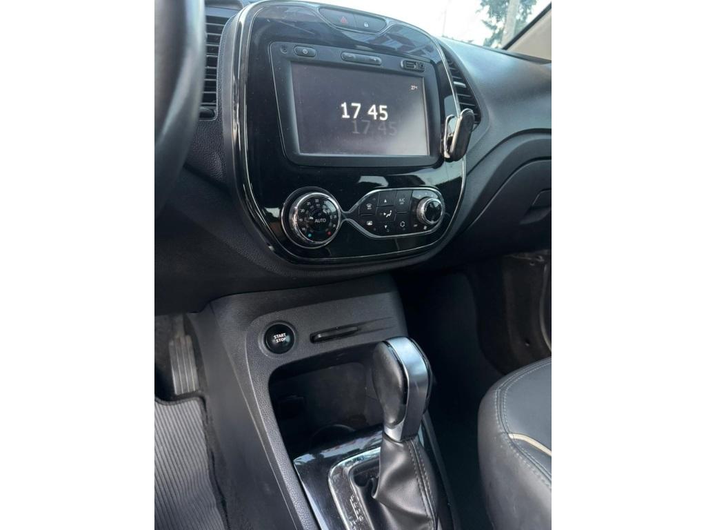 RENAULT Captur - Foto
