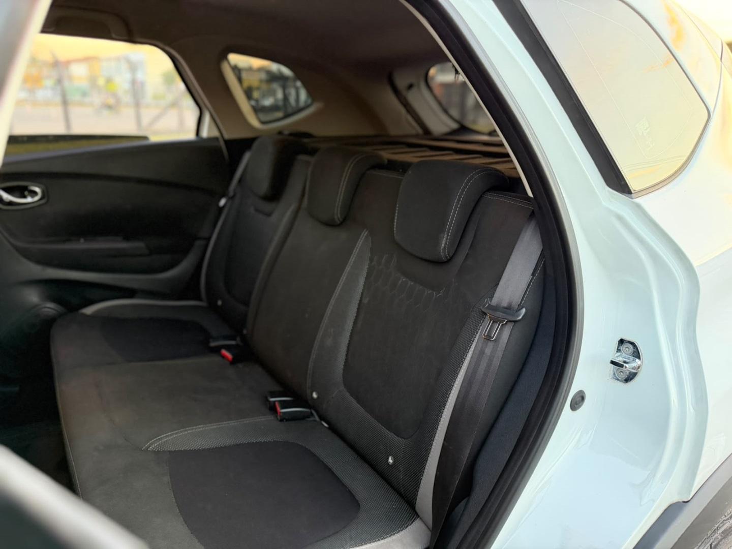 RENAULT Captur - Foto