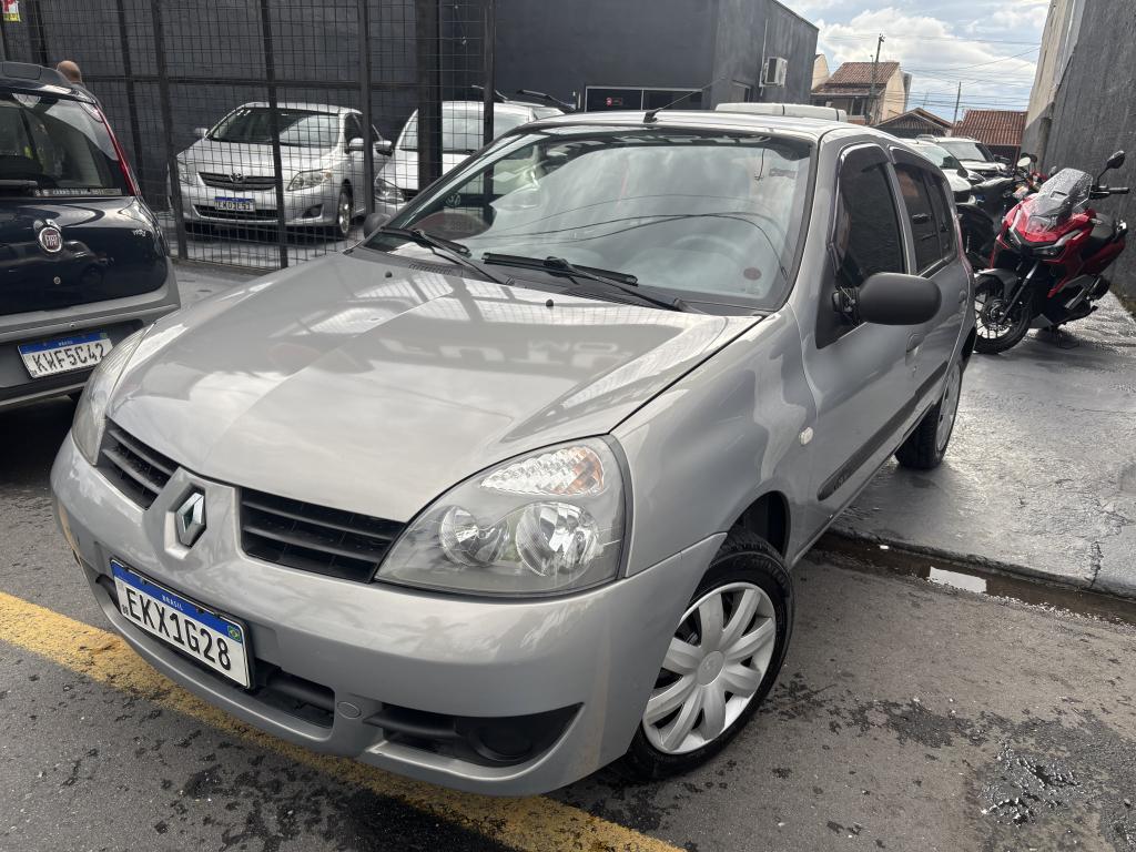 RENAULT Clio Hatch - Foto