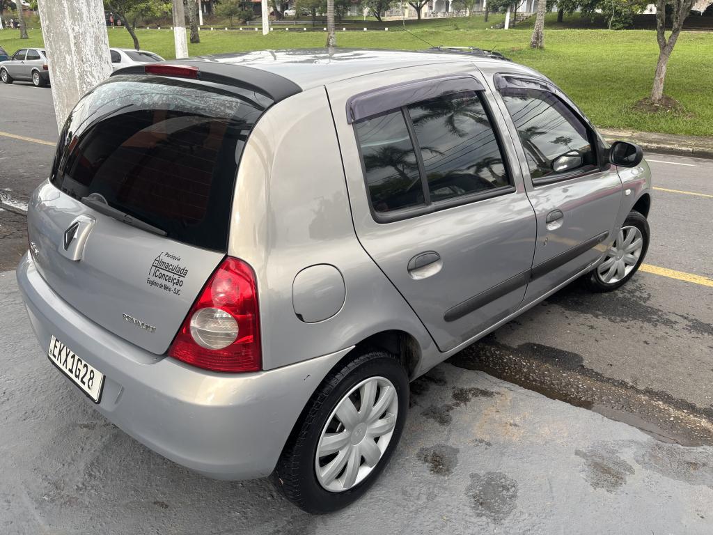 RENAULT Clio Hatch - Foto