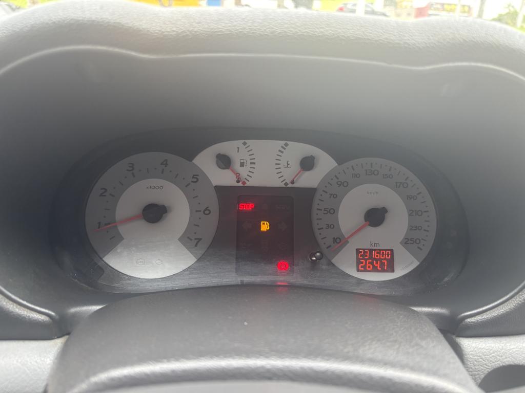 RENAULT Clio Hatch - Foto