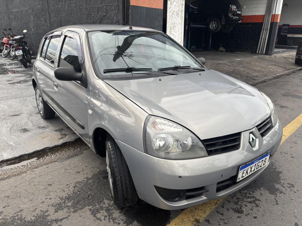 RENAULT Clio Hatch - Foto