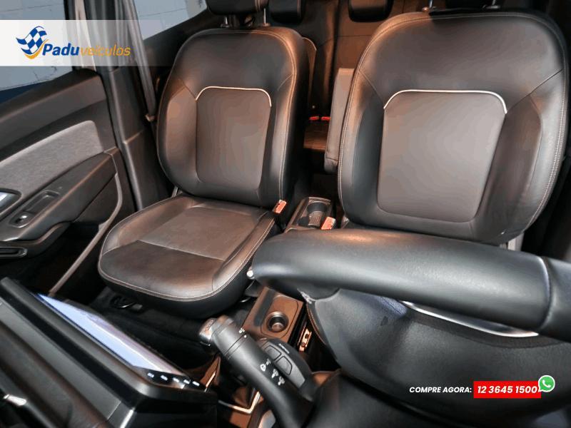 RENAULT Duster - Foto