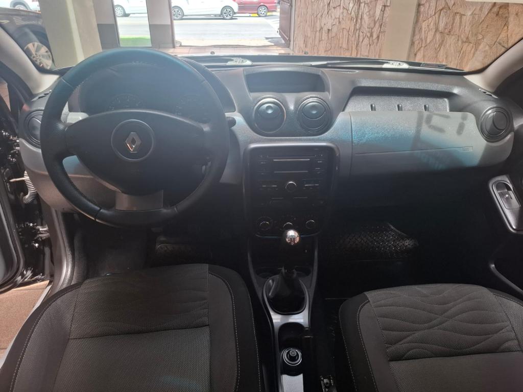 RENAULT Duster - Foto