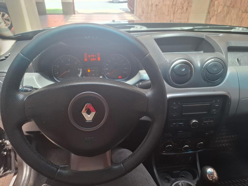 RENAULT Duster - Foto