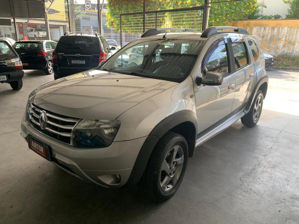 RENAULT Duster - Foto