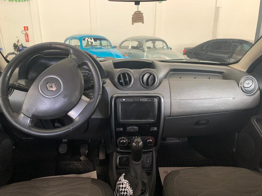 RENAULT Duster - Foto