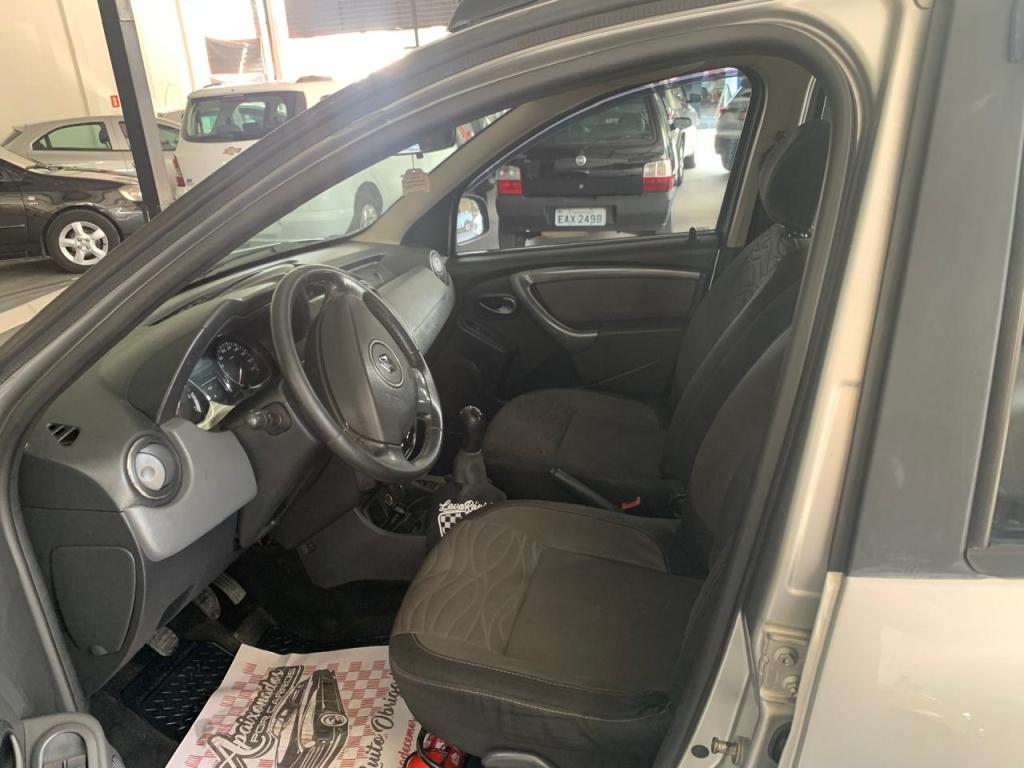 RENAULT Duster - Foto