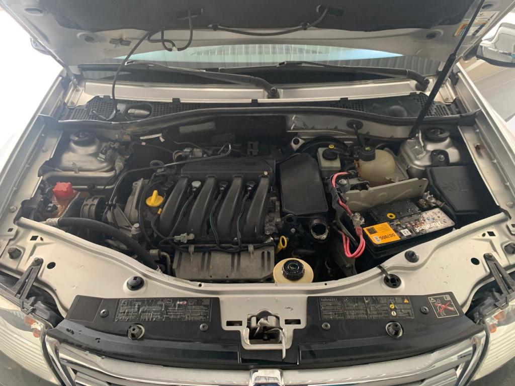 RENAULT Duster - Foto