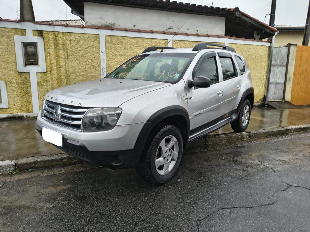 RENAULT Duster - Foto