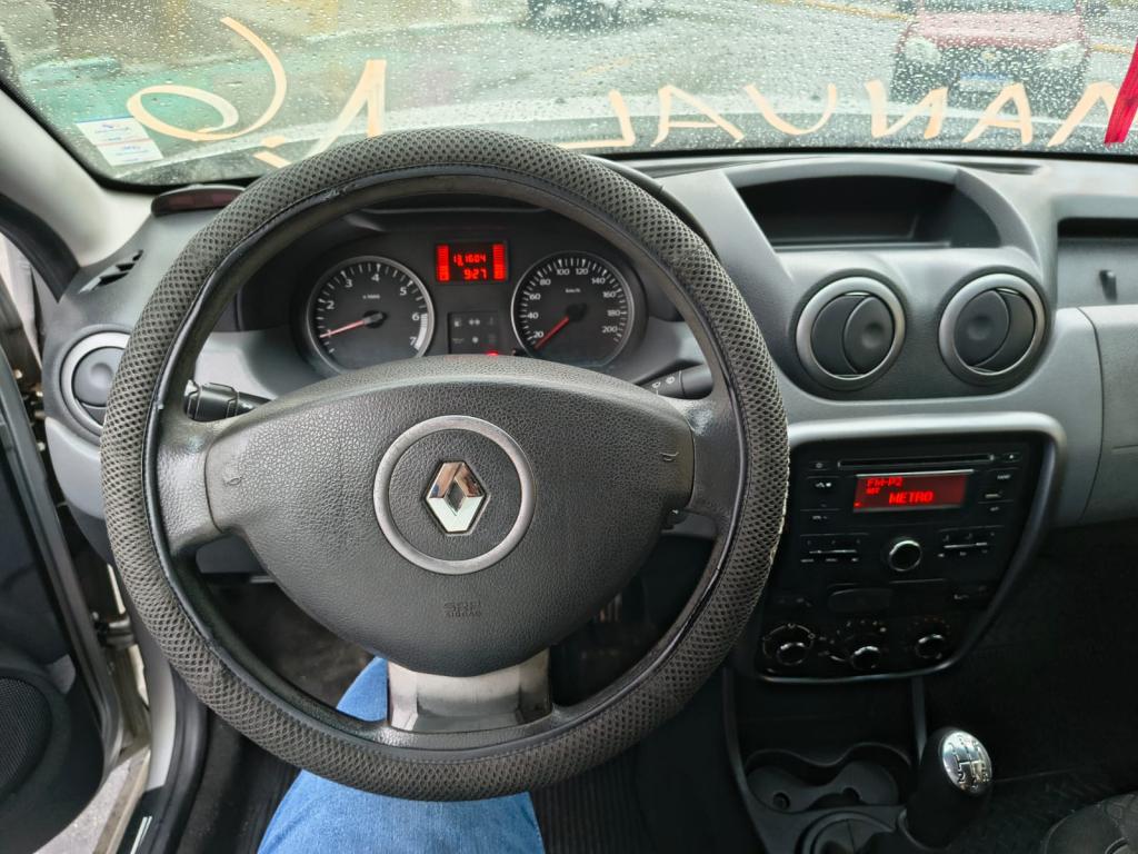 RENAULT Duster - Foto