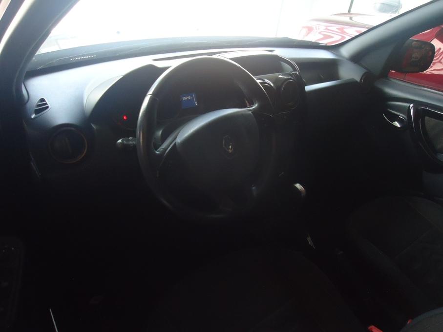 RENAULT Duster - Foto