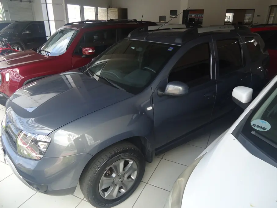 RENAULT Duster - Foto