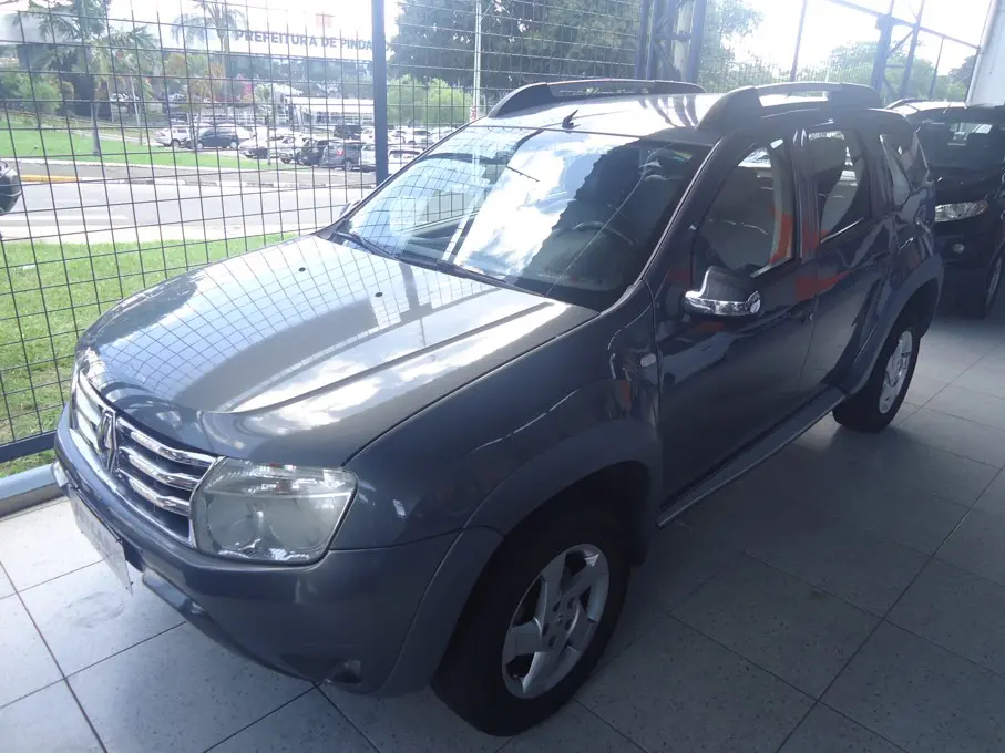 RENAULT Duster