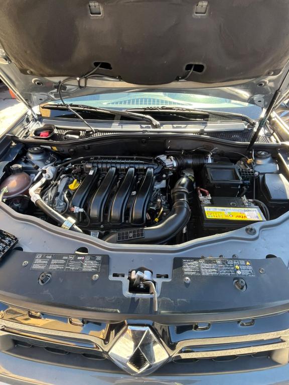 RENAULT Duster - Foto