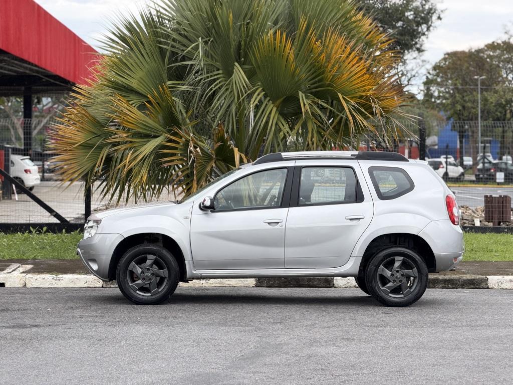 RENAULT Duster - Foto