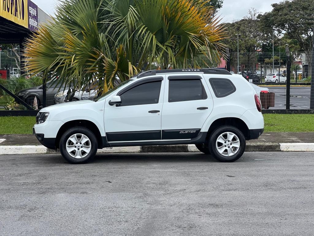 RENAULT Duster - Foto