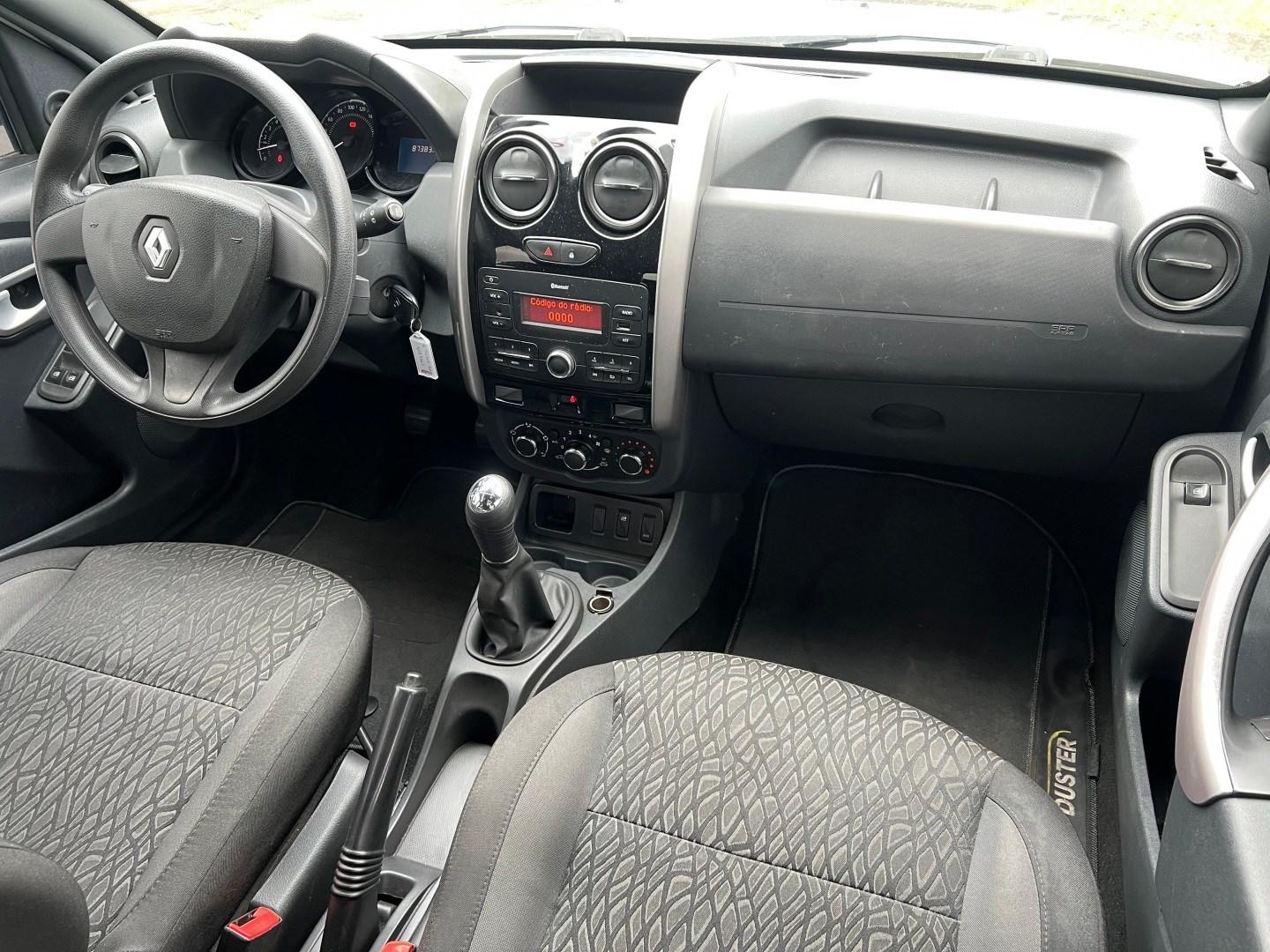 RENAULT Duster - Foto