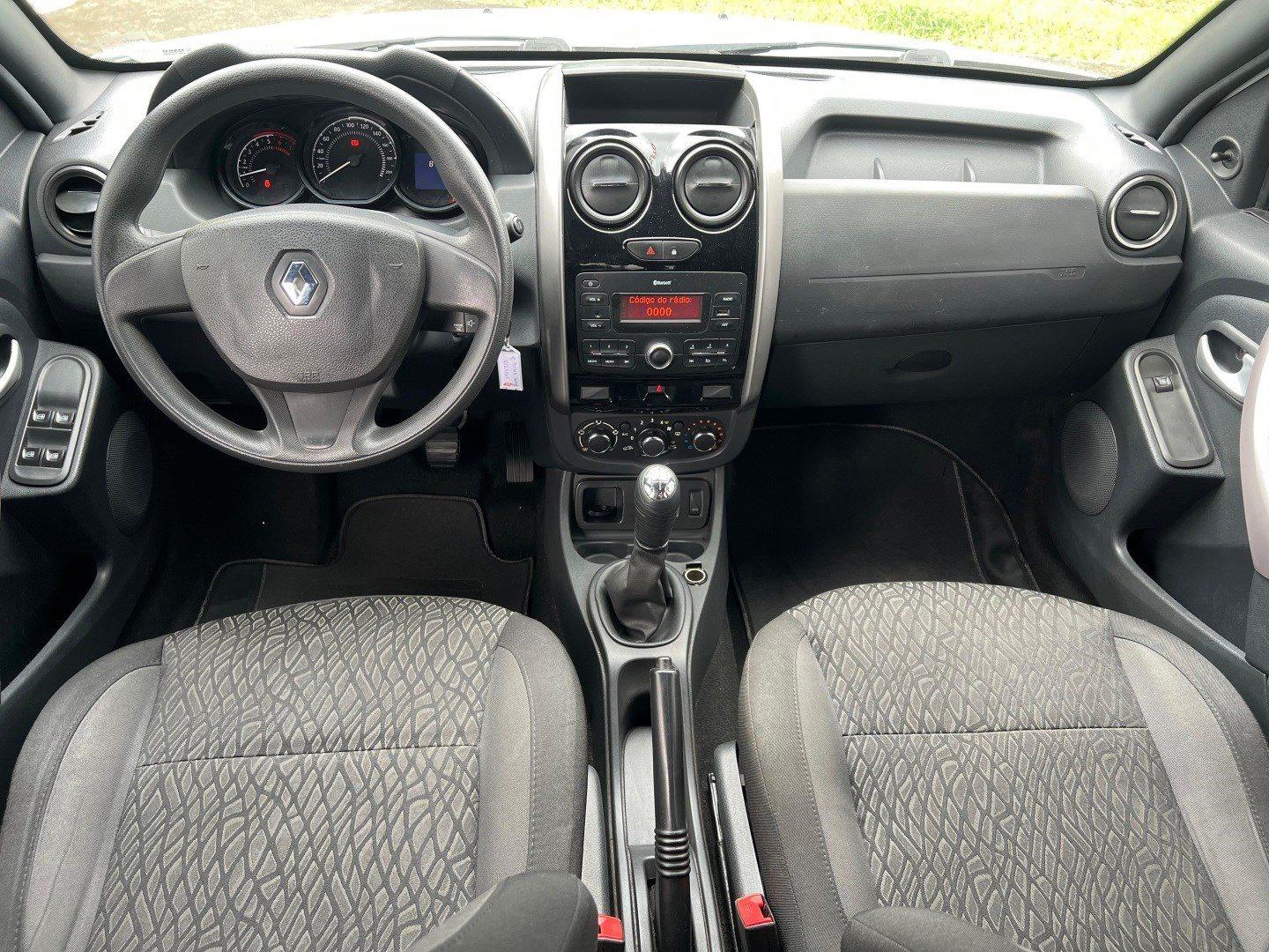 RENAULT Duster - Foto