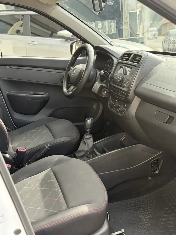 RENAULT Kwid - Foto