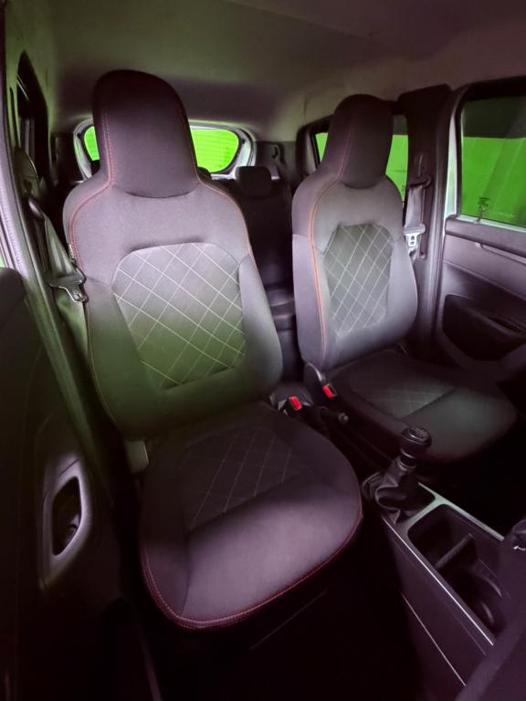 RENAULT Kwid - Foto