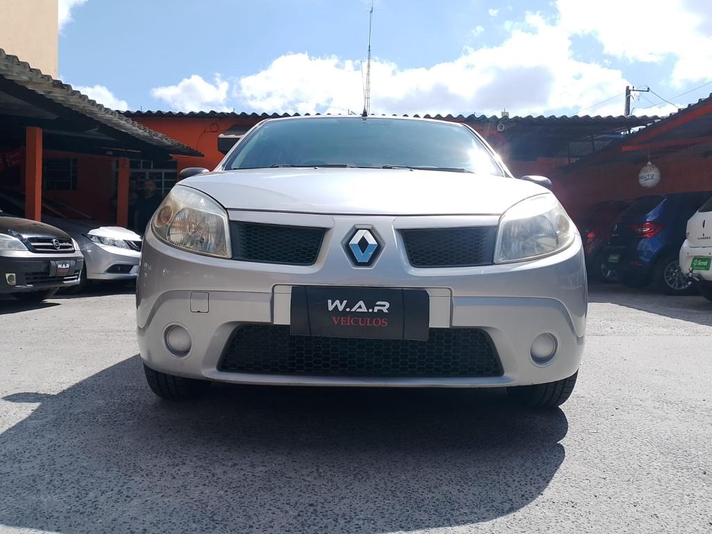 RENAULT Sandero - Foto