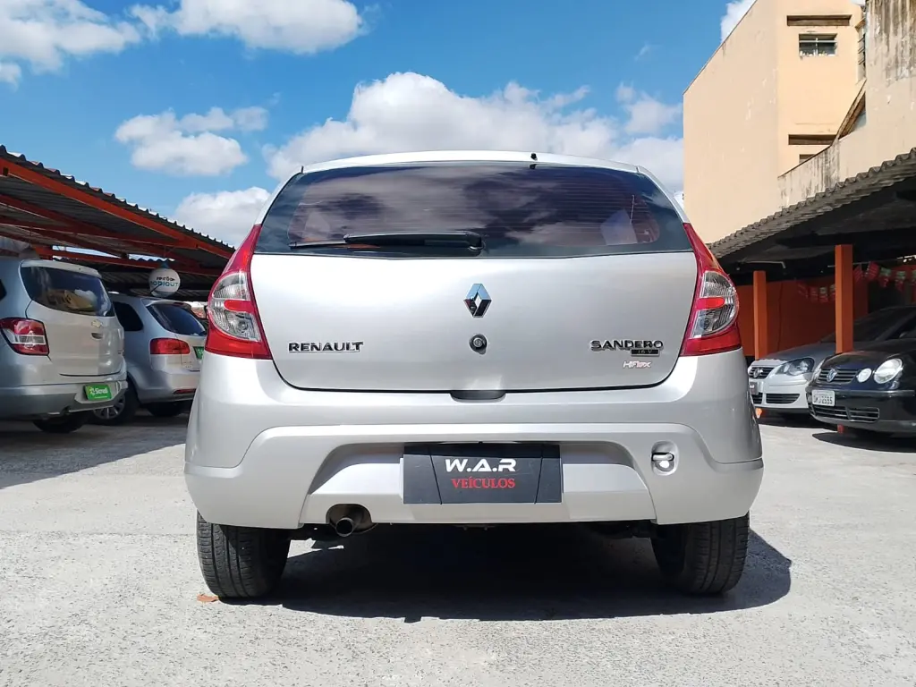 RENAULT Sandero - Foto