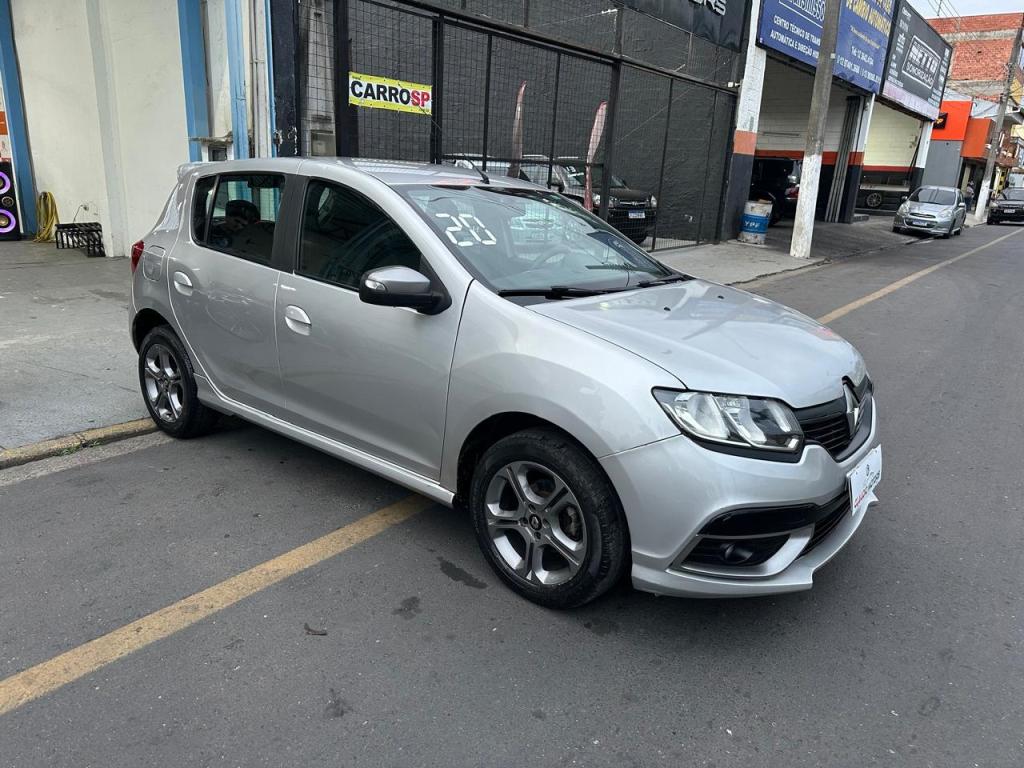 RENAULT Sandero