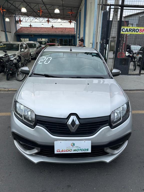 RENAULT Sandero - Foto