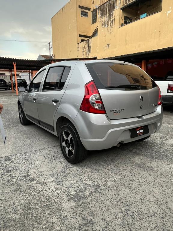 RENAULT Sandero - Foto