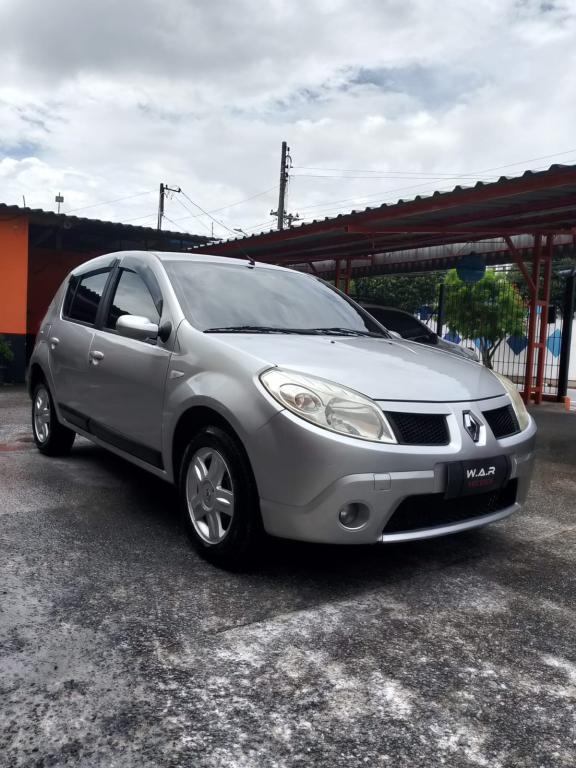 RENAULT Sandero - Foto