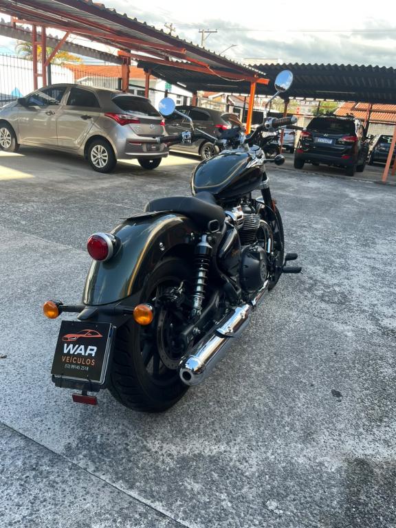 ROYAL ENFIELD Super Meteor 650 - Foto