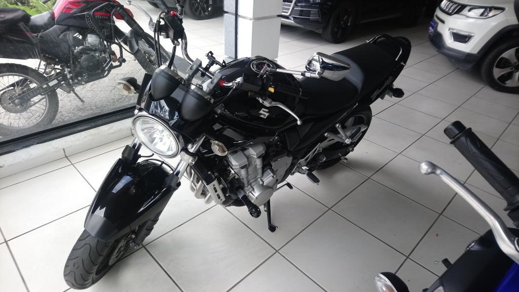 SUZUKI Bandit 1250 - Foto