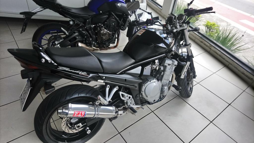 SUZUKI Bandit 1250 - Foto