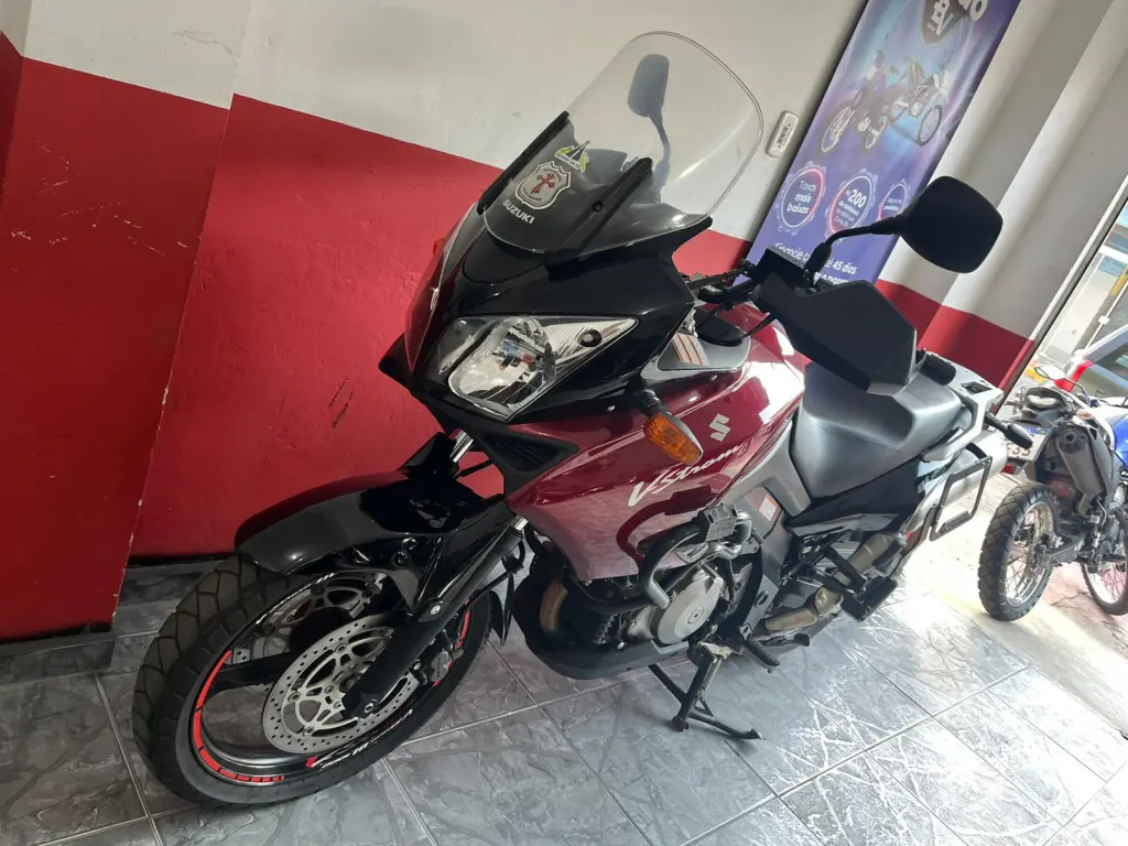 SUZUKI V-Strom DL 1000 - Foto