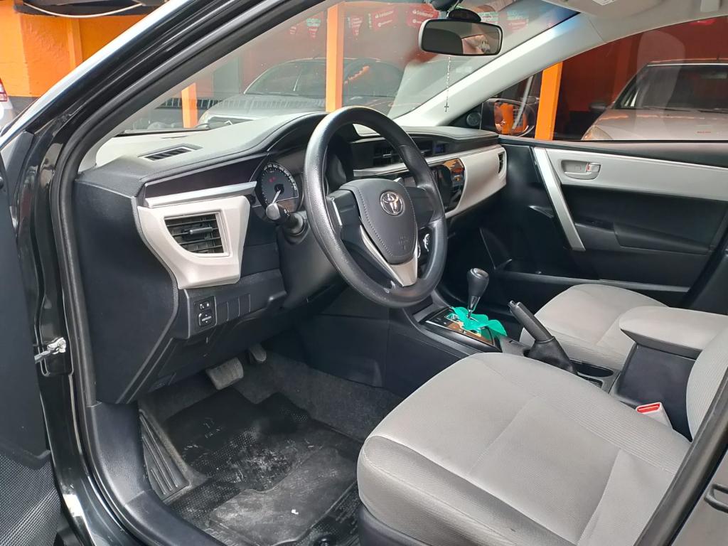 TOYOTA Corolla - Foto