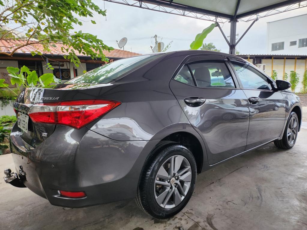 TOYOTA Corolla - Foto