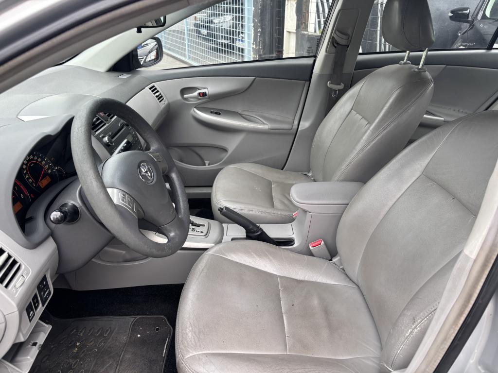 TOYOTA Corolla - Foto