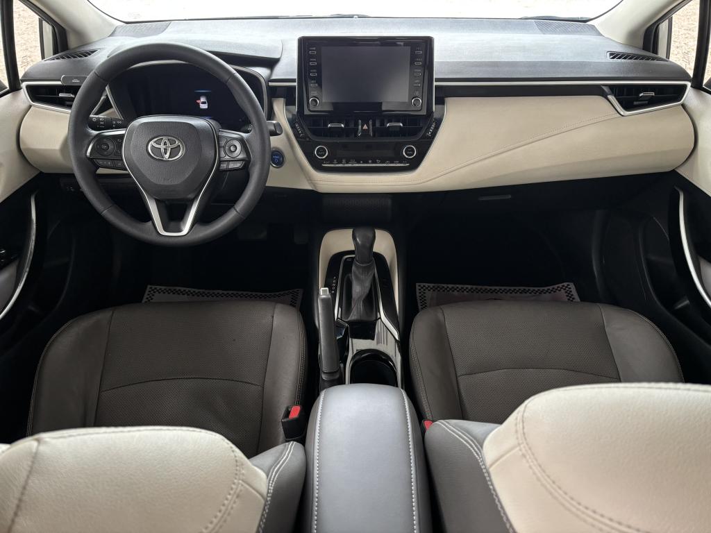 TOYOTA Corolla - Foto