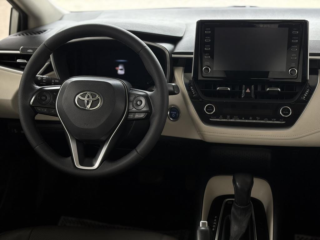 TOYOTA Corolla - Foto