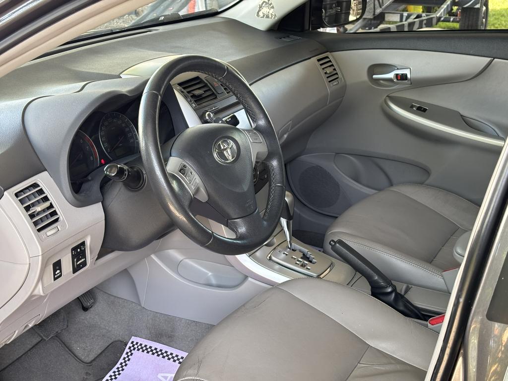 TOYOTA Corolla - Foto