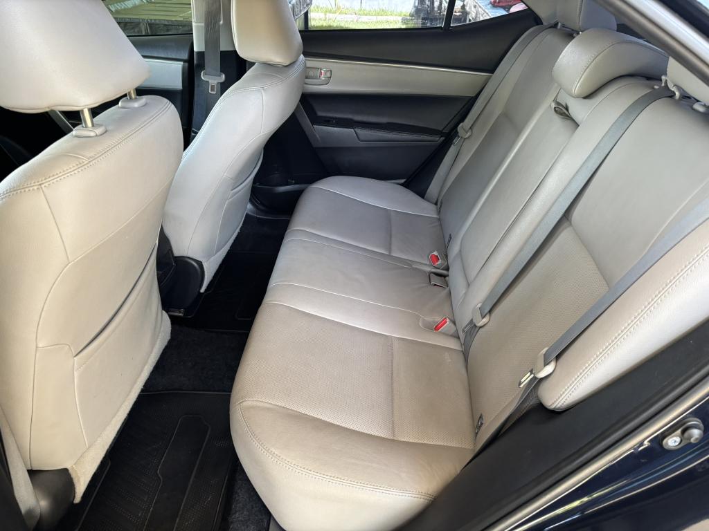 TOYOTA Corolla - Foto